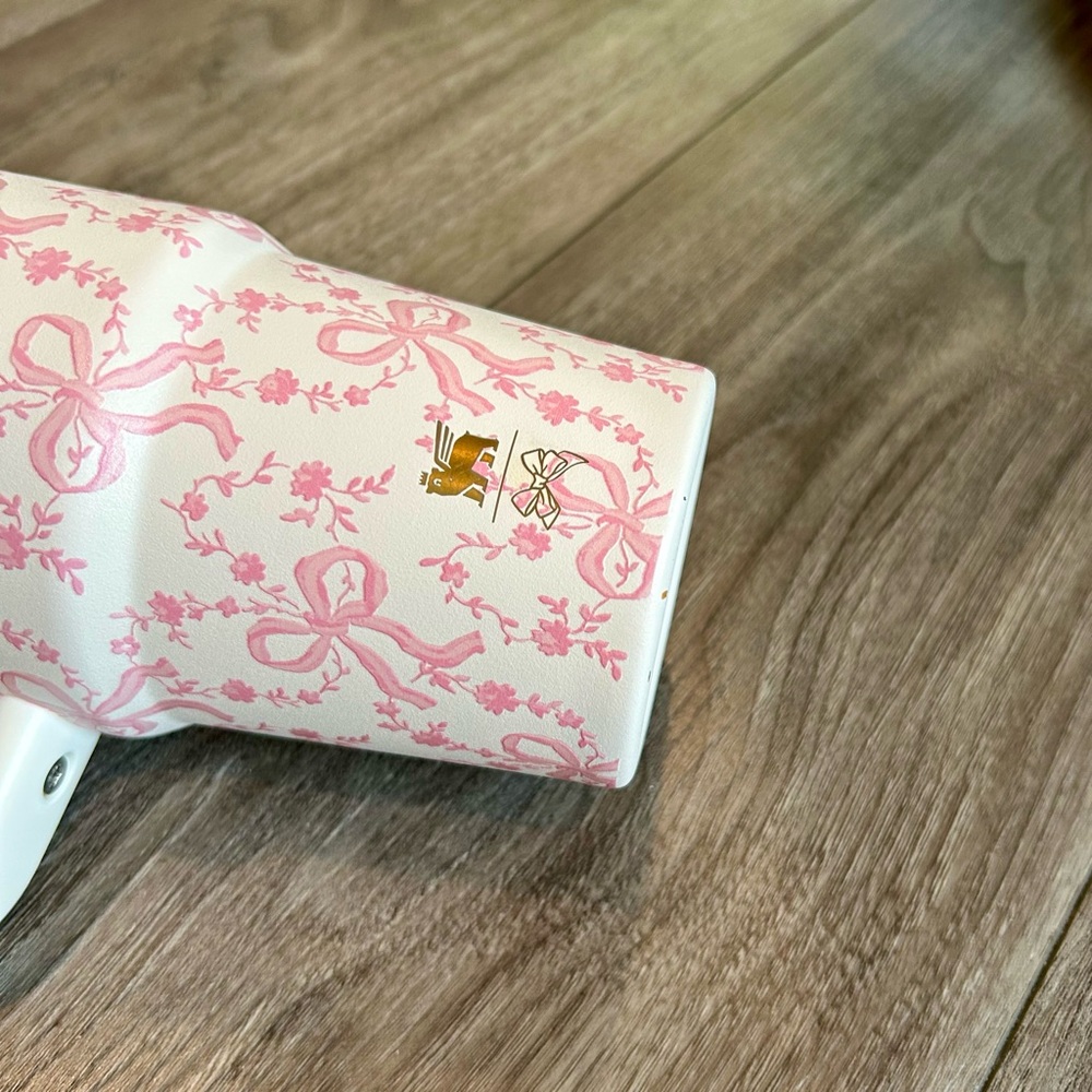 Stanley X LoveShackFancy 30oz Coquette Bow Chantilly Flip Straw SPECIAL EDITION - Picture 4 of 13